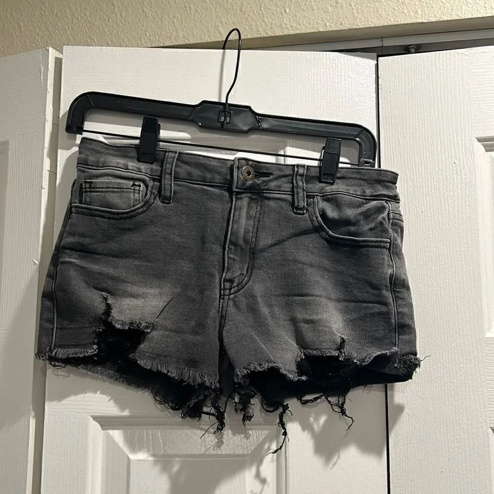 Contraband Teen Girls Black Denim Shorts, Size 5 (use measurements)